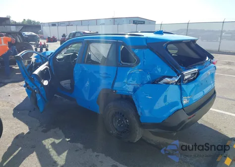2021 Toyota Rav4 Le z USA, uszkodzony, nr VIN 2T3F1RFV5MW204843